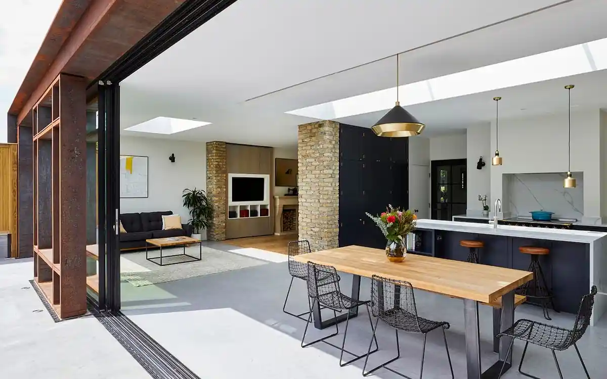 Open-plan Auckland kitchen and dining renovation showing the scope choices that drive home renovation cost Open-plan Auckland kitchen and dining renovation showing the scope choices that drive home renovation cost