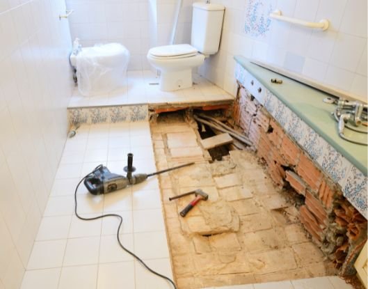 Low-Cost Small Bathroom Renovation Tips for Auckland